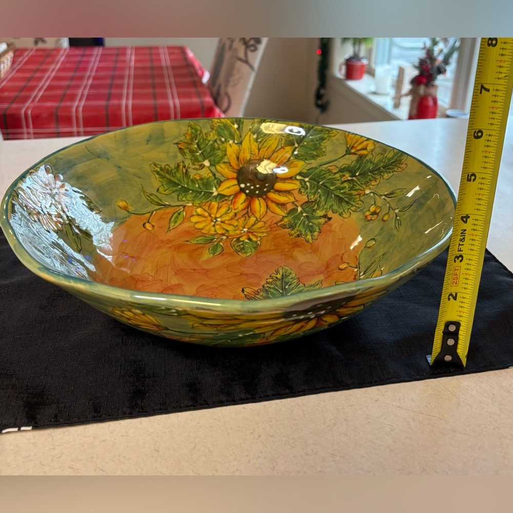 Floral Ceramic Bowl with Sunflower Design - Picture 4 of 5